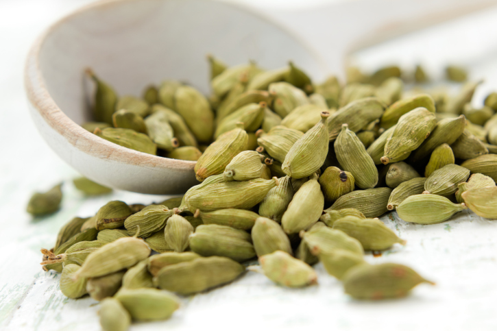 GREEN CARDAMOM 